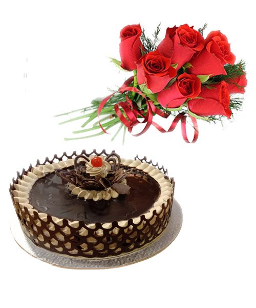 Chocolate Cake With Flowers